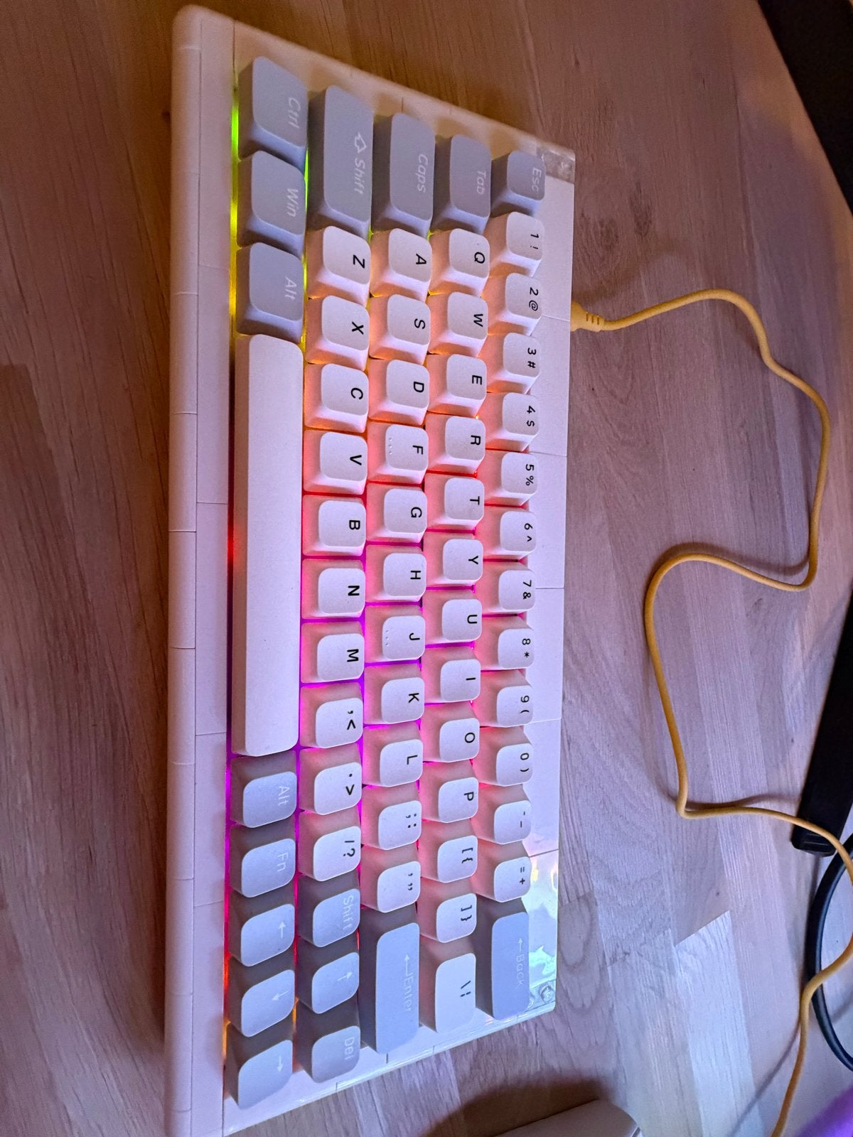 KBDcraft mechanisch toetsenbord met RGB - Nieuwstaat, Computers en Software, Ophalen of Verzenden, Zo goed als nieuw, Qwerty, Bedraad