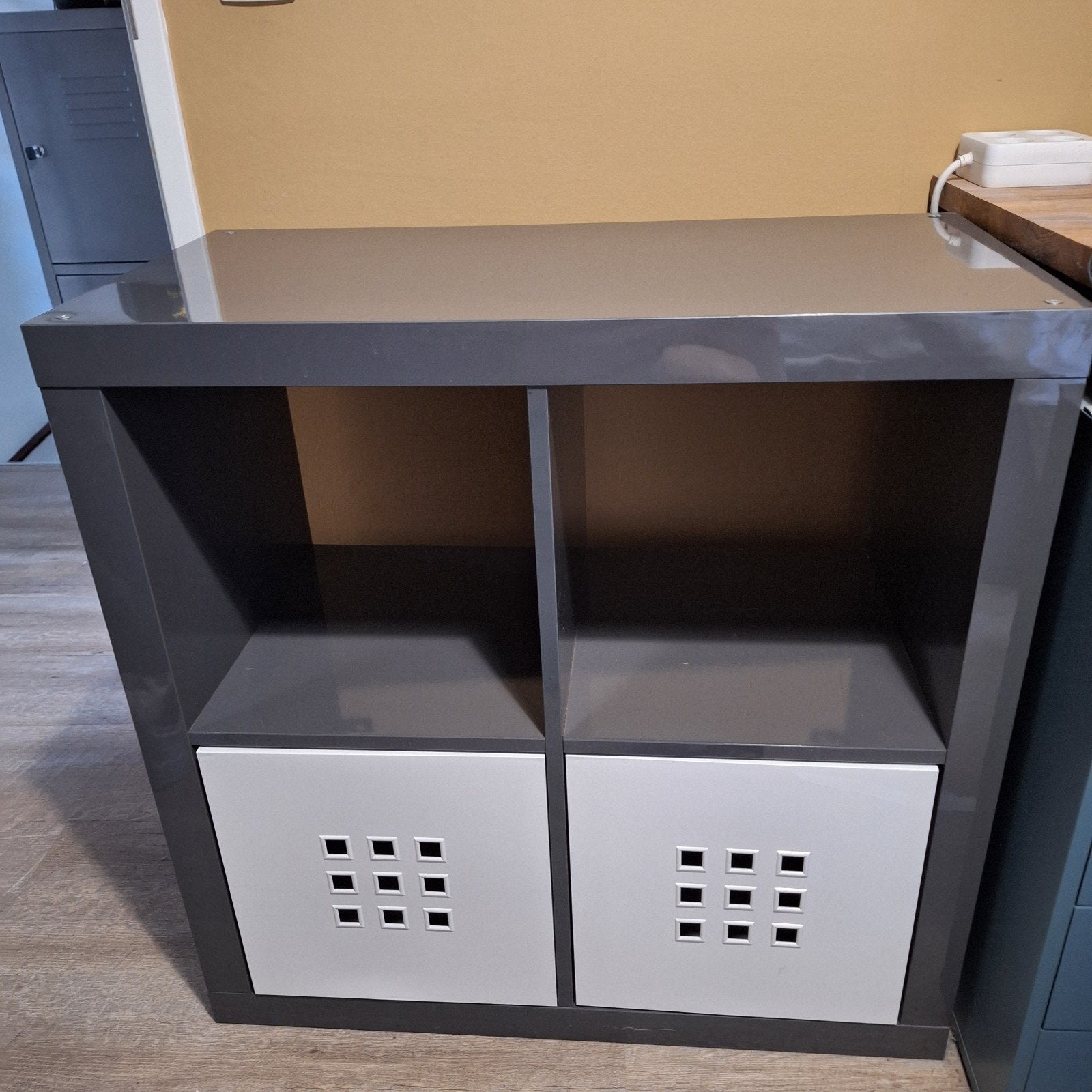 Ikea kast 4 vakken, donker grijs, met 2 lades, Ophalen, Gebruikt