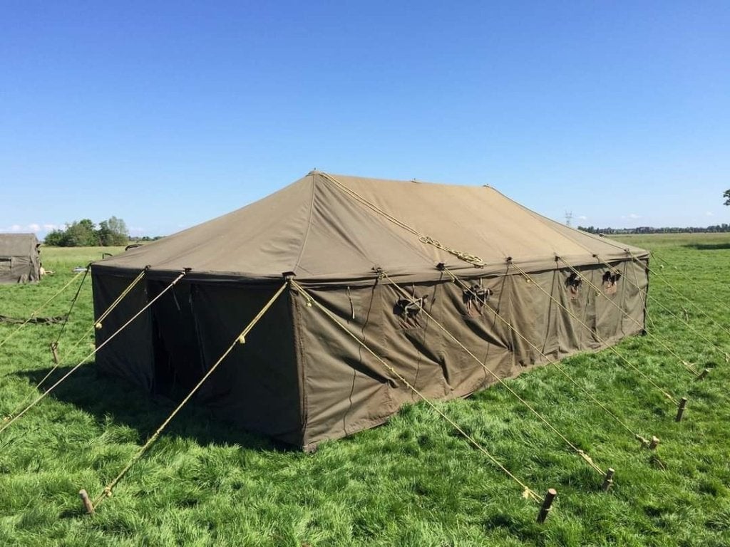 Legertenten - 4 stuks, Caravans en Kamperen, Ophalen, Gebruikt, Meer dan 6