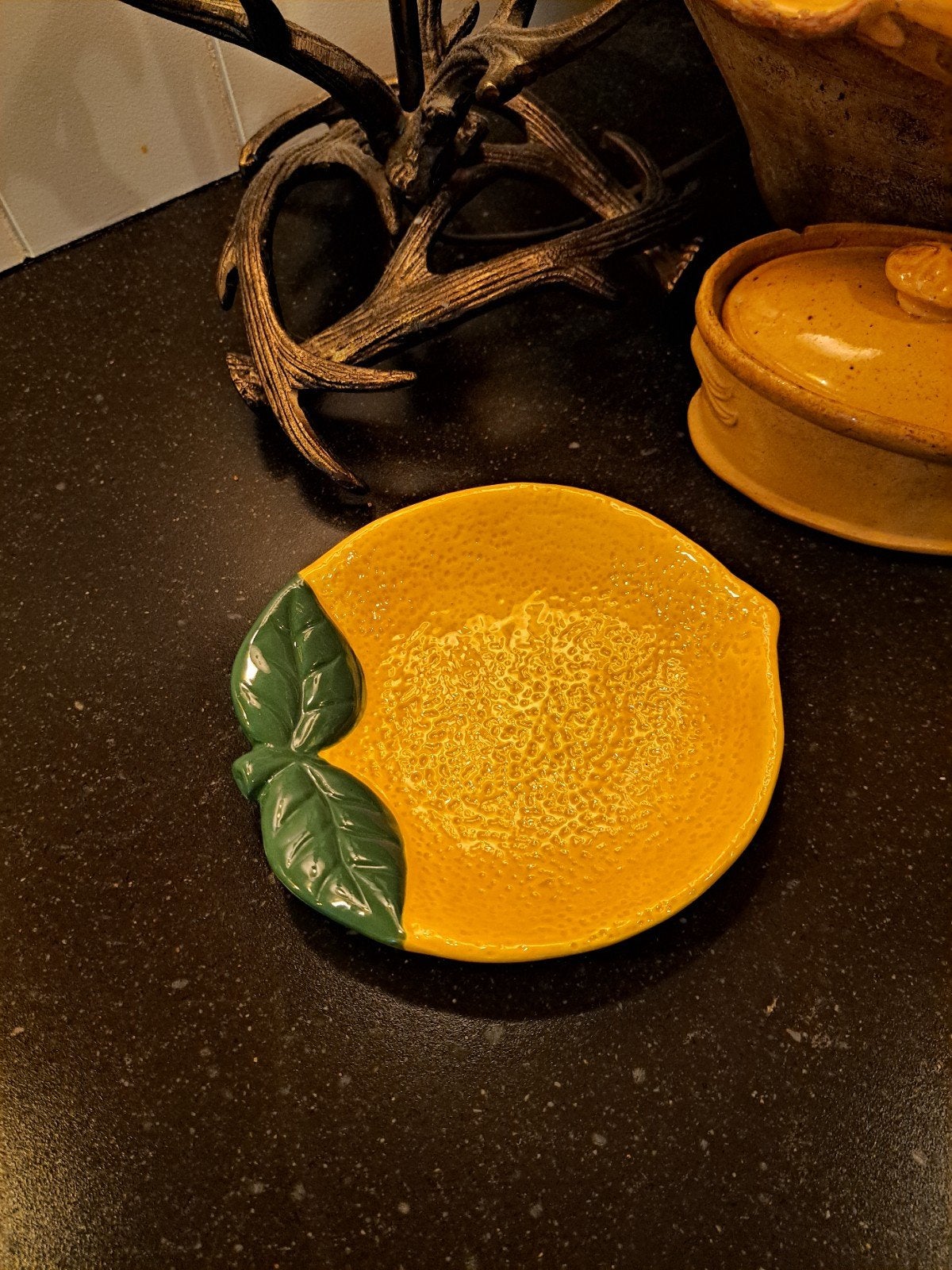 Geel schaaltje, Antiek en Kunst, Ophalen of Verzenden
