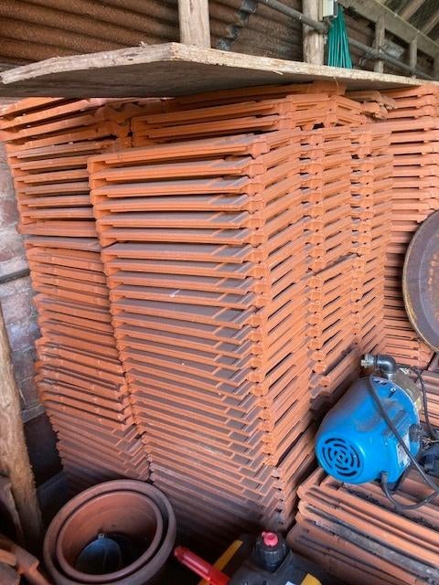 Vlakke Mulden dakpannen nieuw, Doe-het-zelf en Verbouw, Dakpannen en Dakbedekking, Steen of Klei, Nieuw, Ophalen of Verzenden