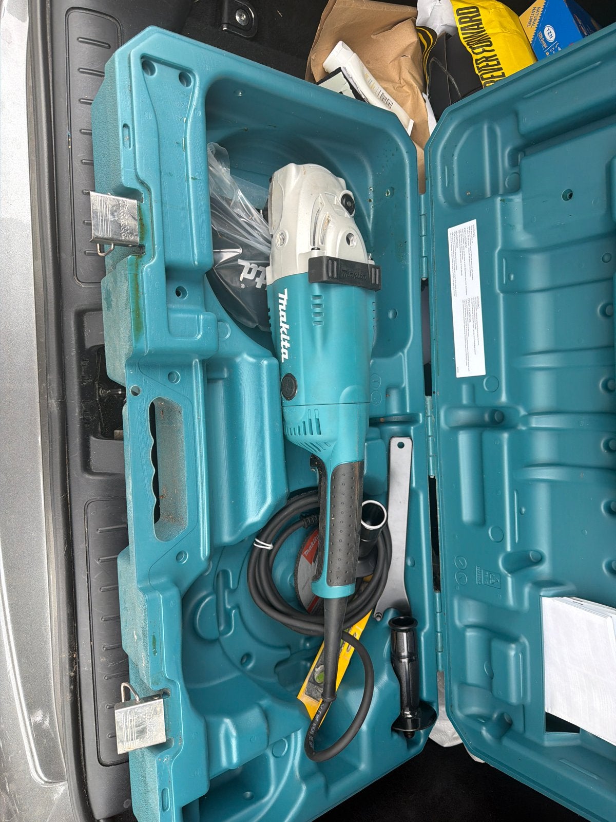 Makita haakse slijper in koffer, Ophalen of Verzenden, Gebruikt, Minder dan 600 watt, Overige typen