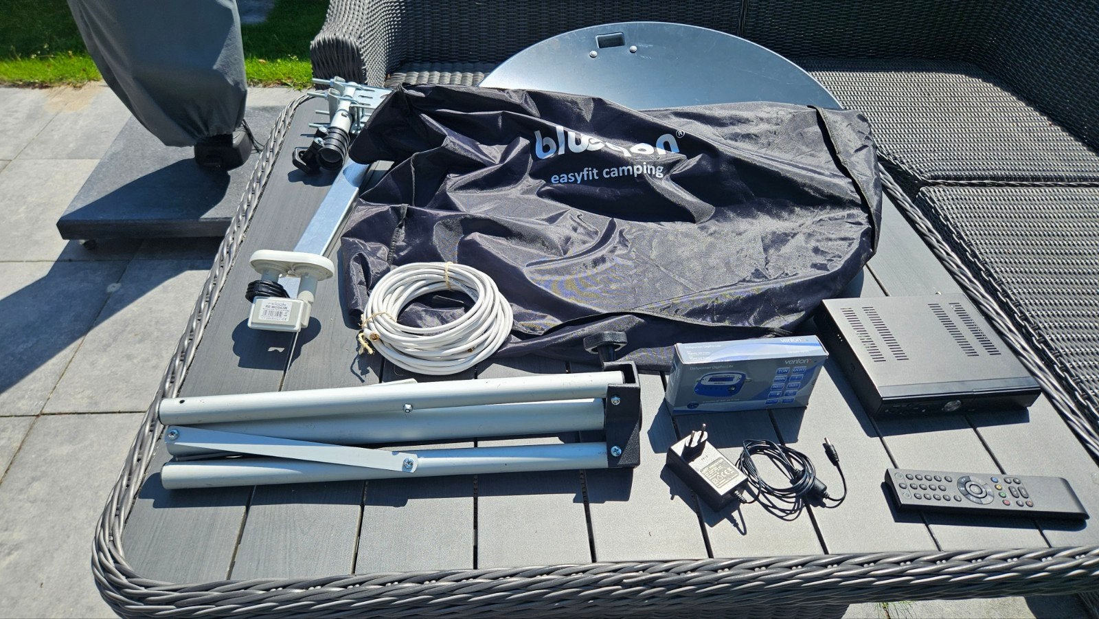 Complete Satelliet Set voor Camping., Ophalen, Gebruikt, (Schotel)antenne, Overige merken