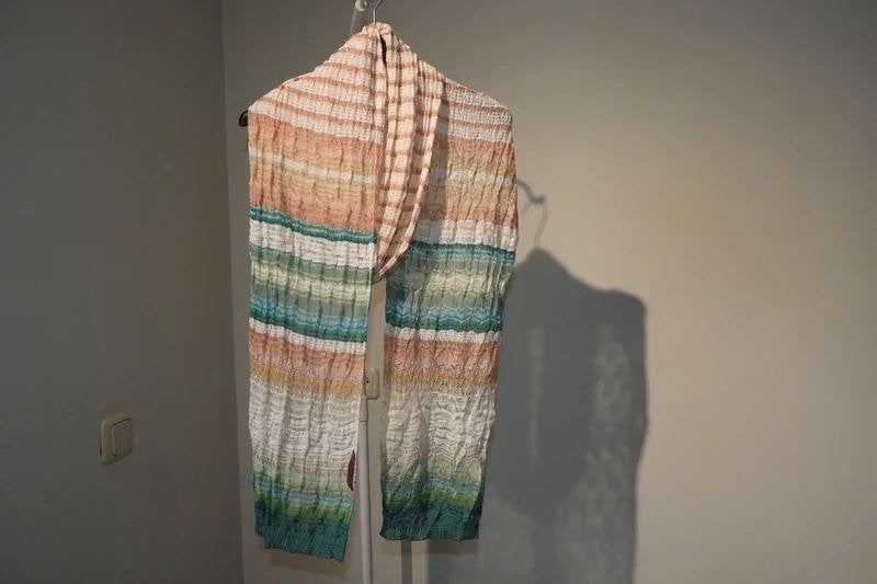Missoni eerstelijns shawl breisel rustige tinten motief, Verzenden, Maat 46/48 (XL) of groter, Missoni, Sjaal
