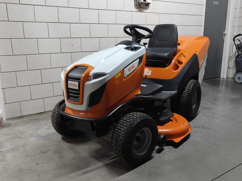 Demo Stihl Zitmaaier RT 6127ZL met maar 19 maaiuren, Ophalen, Stihl, Gebruikt, 120 cm of meer