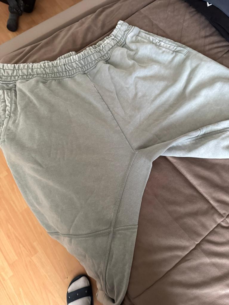 Gymshark joggingbroek lichtgrijs XXL - Comfortabel & Casual, Fitness, Overige maten, Ophalen of Verzenden, Grijs