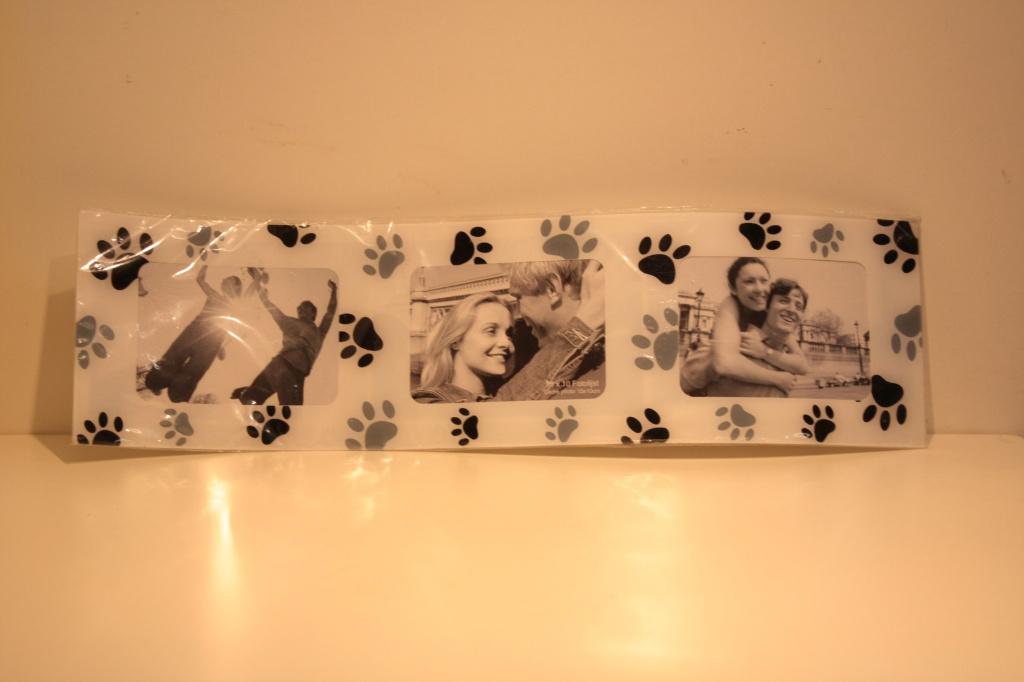 Fotolijstje voor 3 foto's. Geheel nieuw., Ophalen of Verzenden, Nieuw