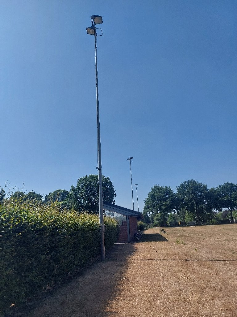 Veldverlichting lichtmast, Ophalen, Gebruikt, 500 watt of meer, Overige typen