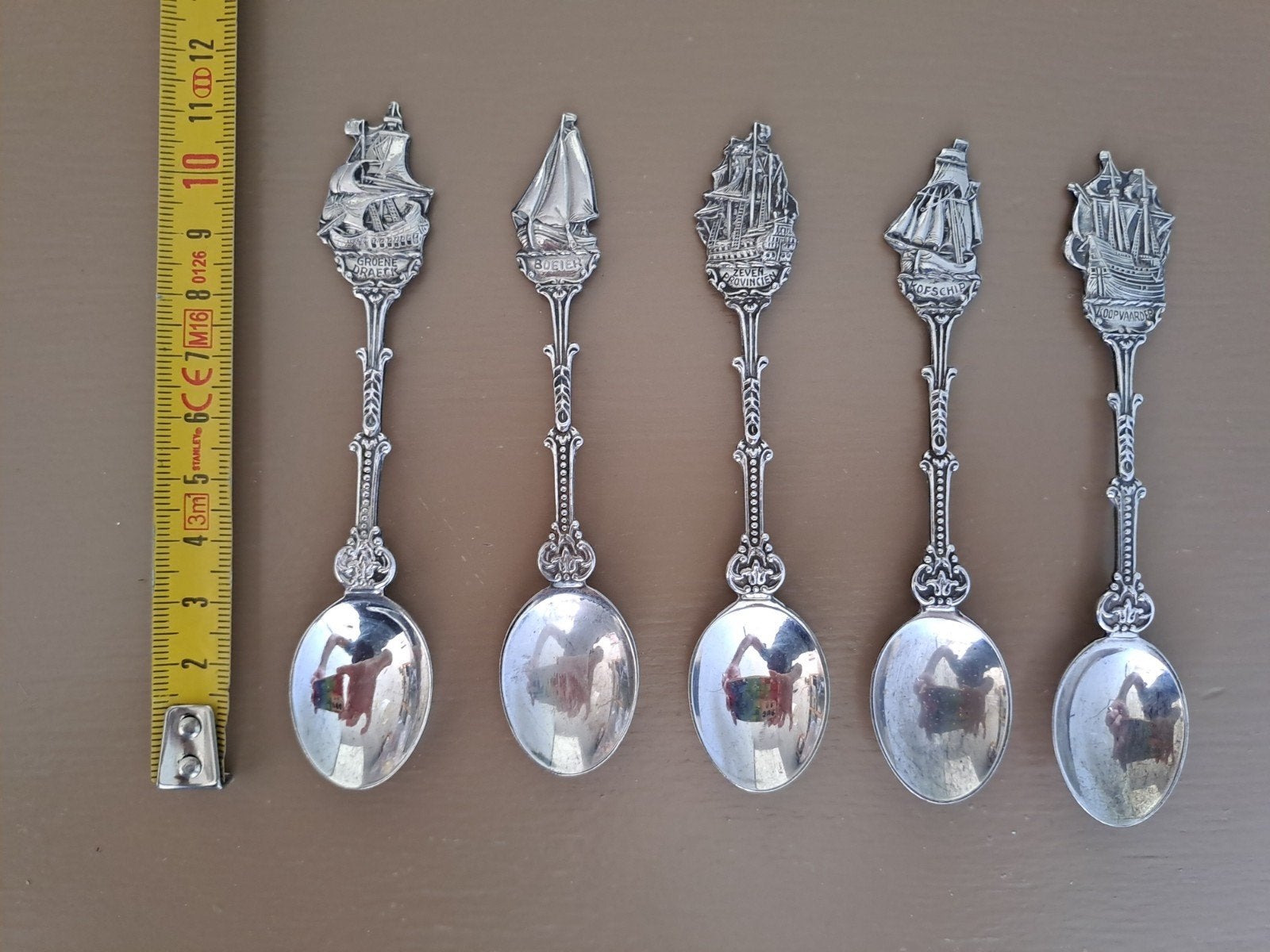5 zilveren scheeps lepeltjes van DE, Antiek en Kunst, Verzenden