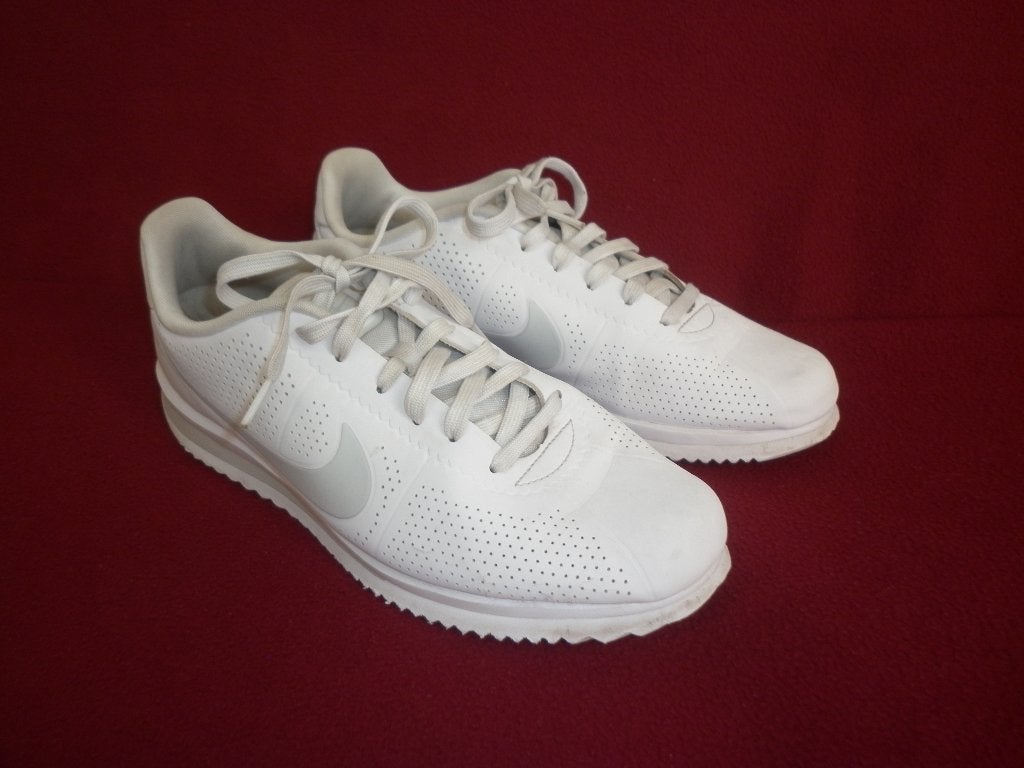 sneakers maat 43 merk : Nike, Wit, Nike, Ophalen of Verzenden, Sneakers of Gympen