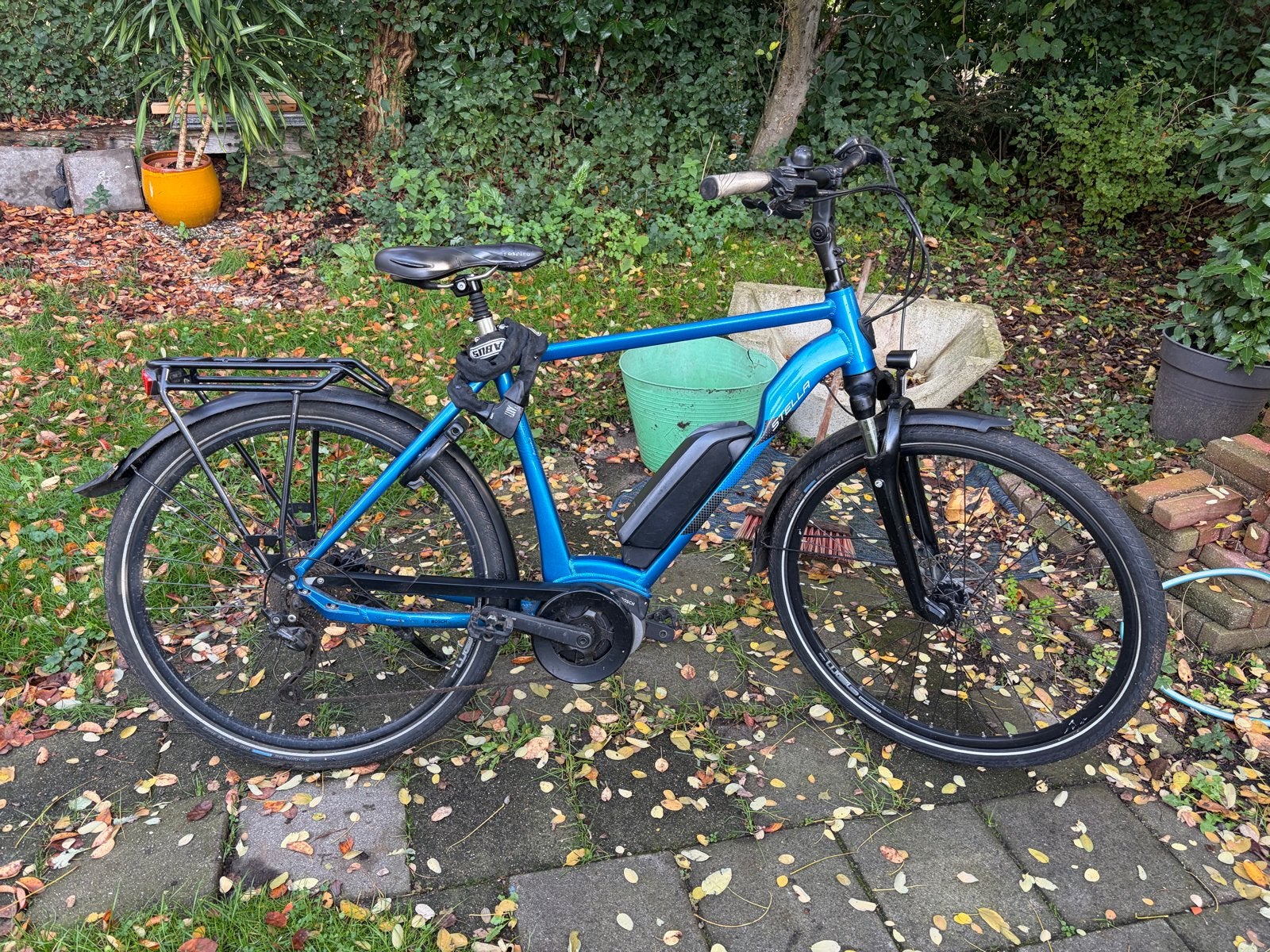 Stella Morena Trekking E-bike met Bosch middenmotor, Ophalen, Gebruikt, 30 tot 50 km per accu, Overige merken