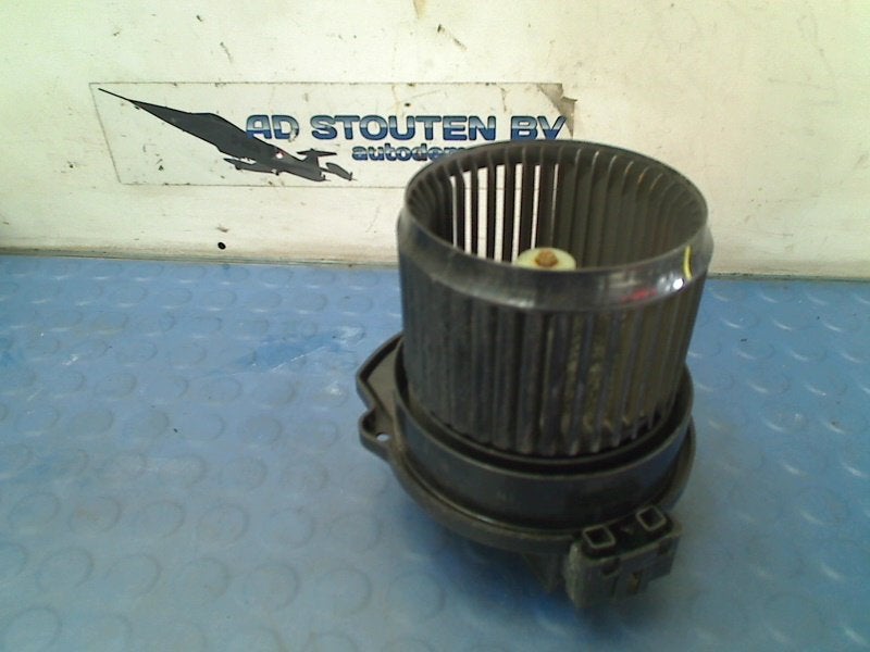 Kachel Ventilatormotor Toyota iQ (2009-01/2015-12), Gebruikt, Kundenbetreuung@toyota.de, Toyota-Allee 2, Köln 50858, , Duitsland