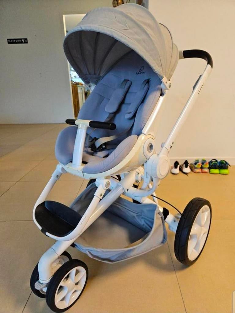 Quinny Moodd Combiwagen met Maxi-Cosi autostoel en reiswieg, Kinderen en Baby's, Kinderwagens en Combinaties, Ophalen, Gebruikt