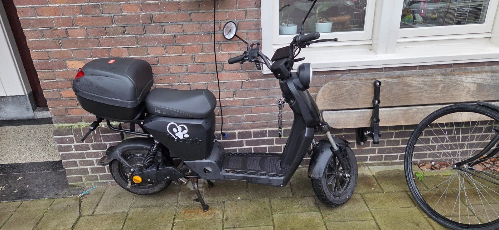 Fijne elektrische scooter - computer moet nagekeken, Ophalen of Verzenden