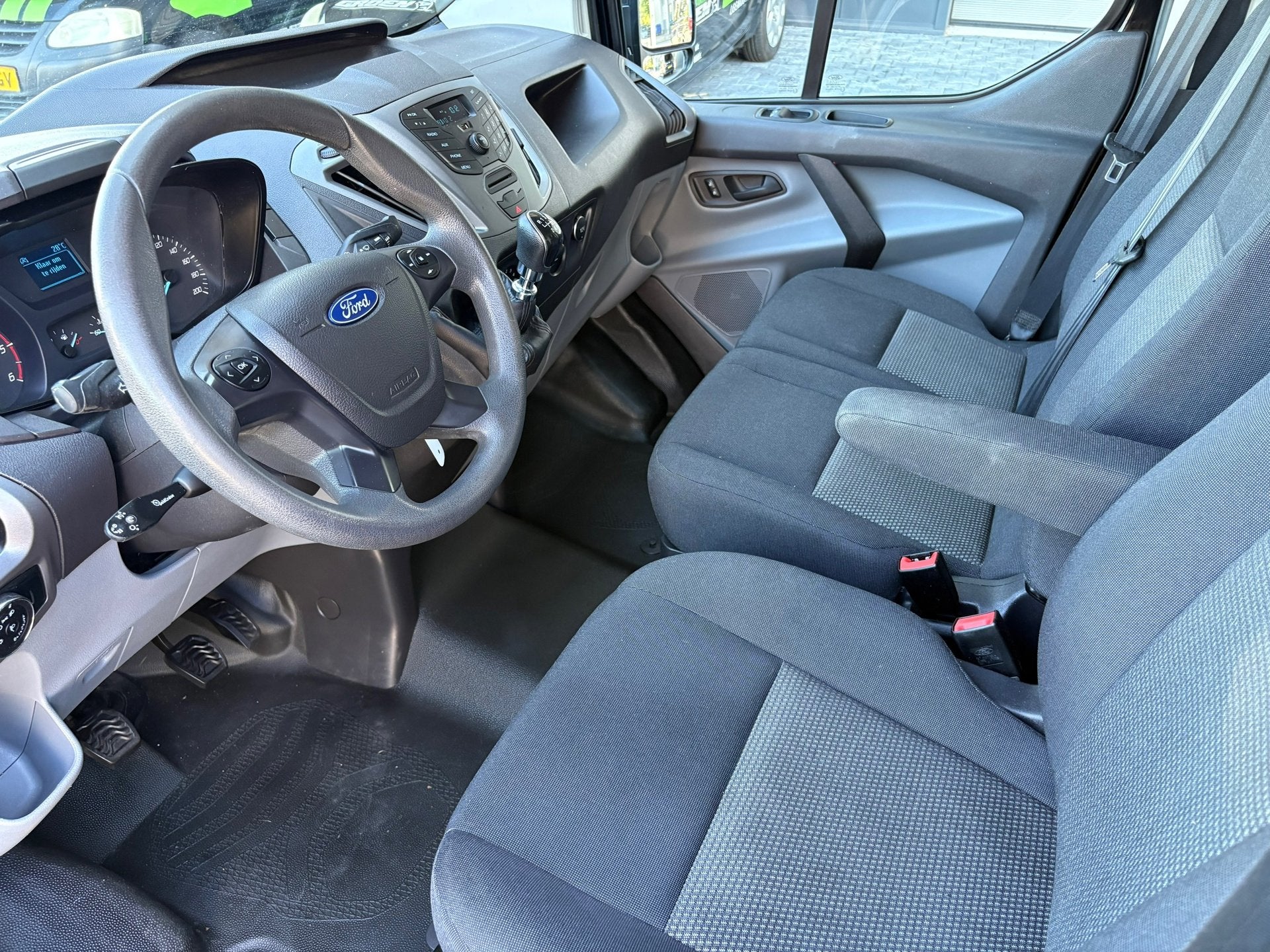 Ford Transit Custom 270 2.0 TDCI L1H1 Economy Edition, Auto's, Voorwielaandrijving, Dealer onderhouden, Stof, 4 cilinders