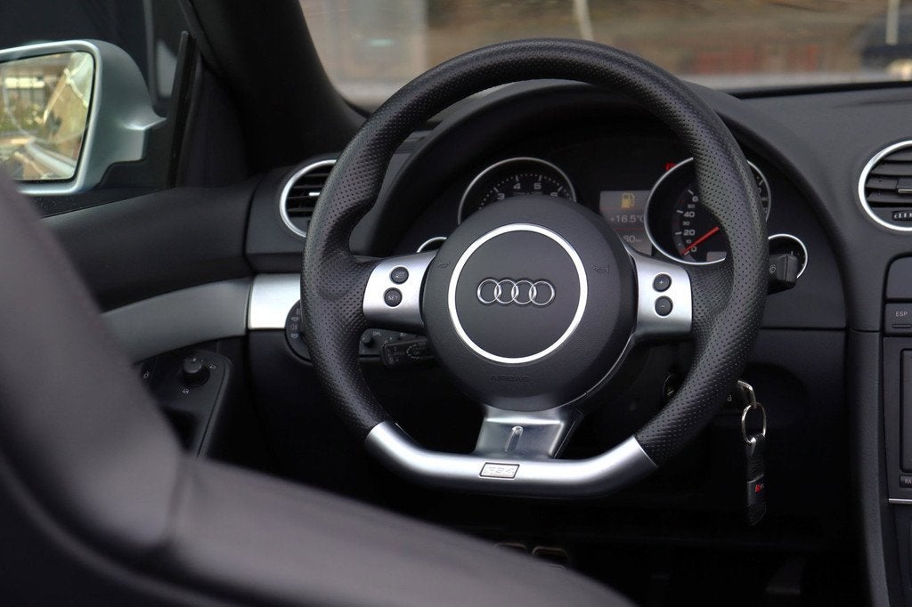 Audi A4 Cabriolet 4.2 V8 RS 4 quattro | Kuiperstoelen | Bose, Auto's, Audi, Gebruikt, 8 cilinders, Cabriolet, Leder