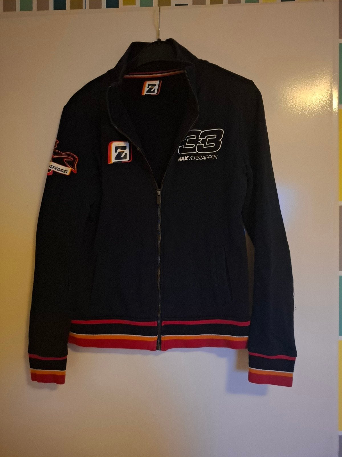 Max Verstappen jas dames - kort model in goede staat, Max Verstappen, Ophalen of Verzenden, Zo goed als nieuw, Zwart