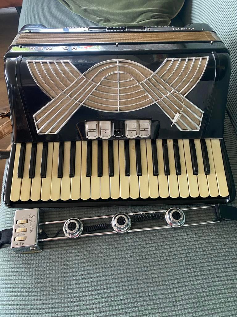 Vintage Hohner Toetsaccordeon met Schaller microfoon 96 bas, Ophalen, Gebruikt, Met riemen, Overige formaten