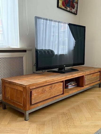 For Sale: Industrial Teak TV Table (180 cm), Ophalen, 150 tot 200 cm, Zo goed als nieuw, Minder dan 100 cm