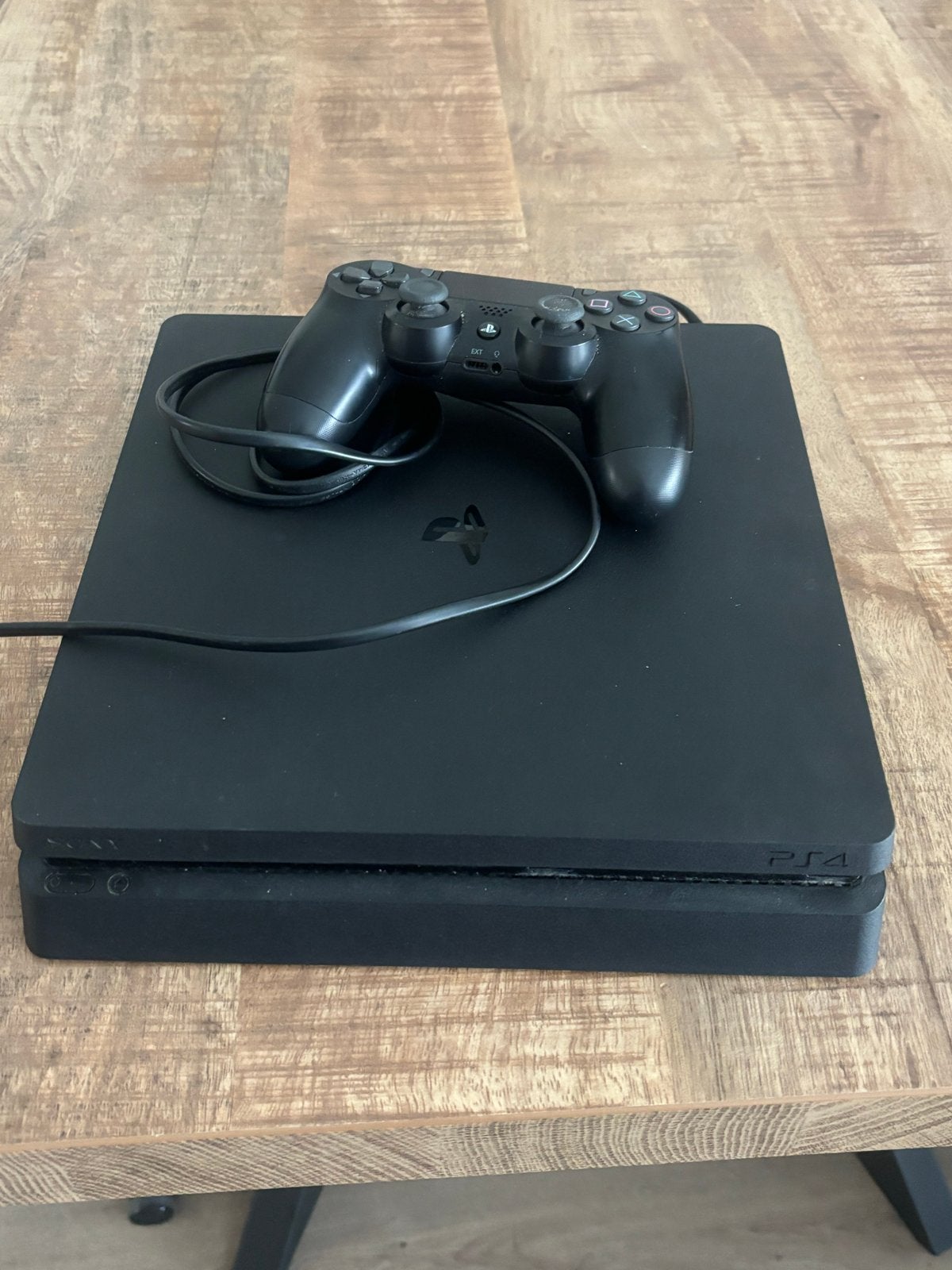 PlayStation 4 Slim met controller, Ophalen, 500 GB, Zo goed als nieuw, Met 1 controller