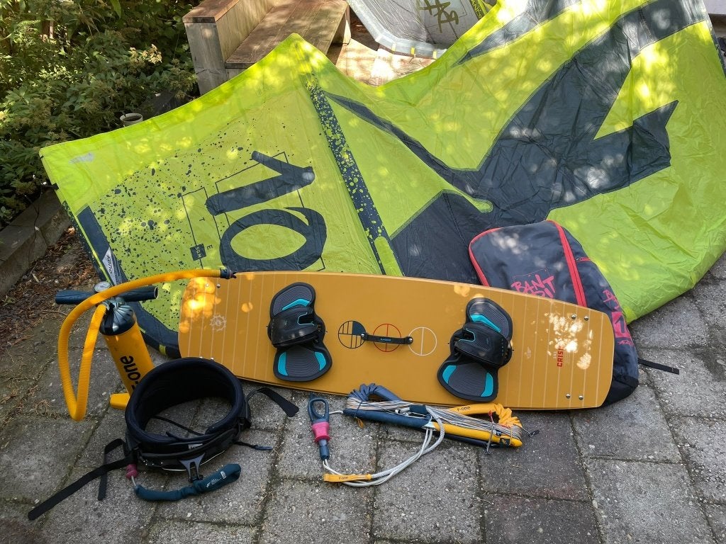 F-one Kite set, Watersport en Boten, Kitesurfen, Ophalen, Gebruikt, 10 m², Geen board