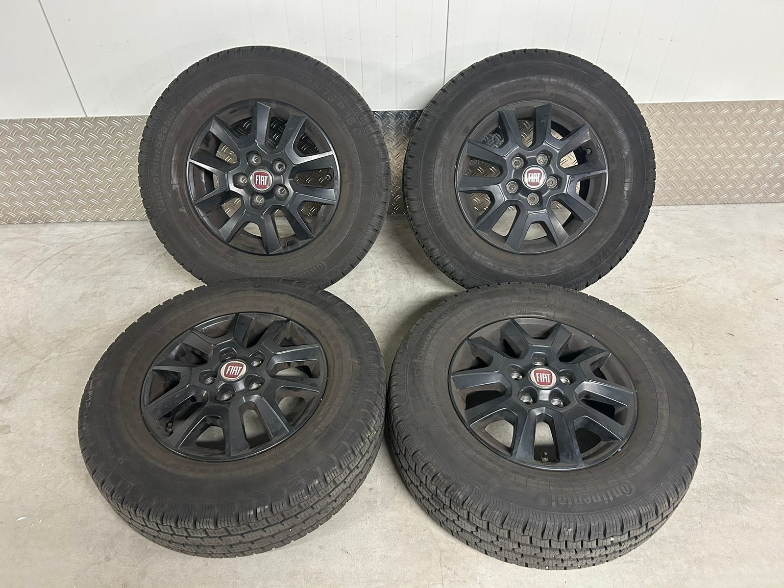 FIAT ducato 5x118 light chasiss +  continental allseason, Auto-onderdelen, Banden en Velgen, Ophalen, Gebruikt, 16 inch, Banden en Velgen