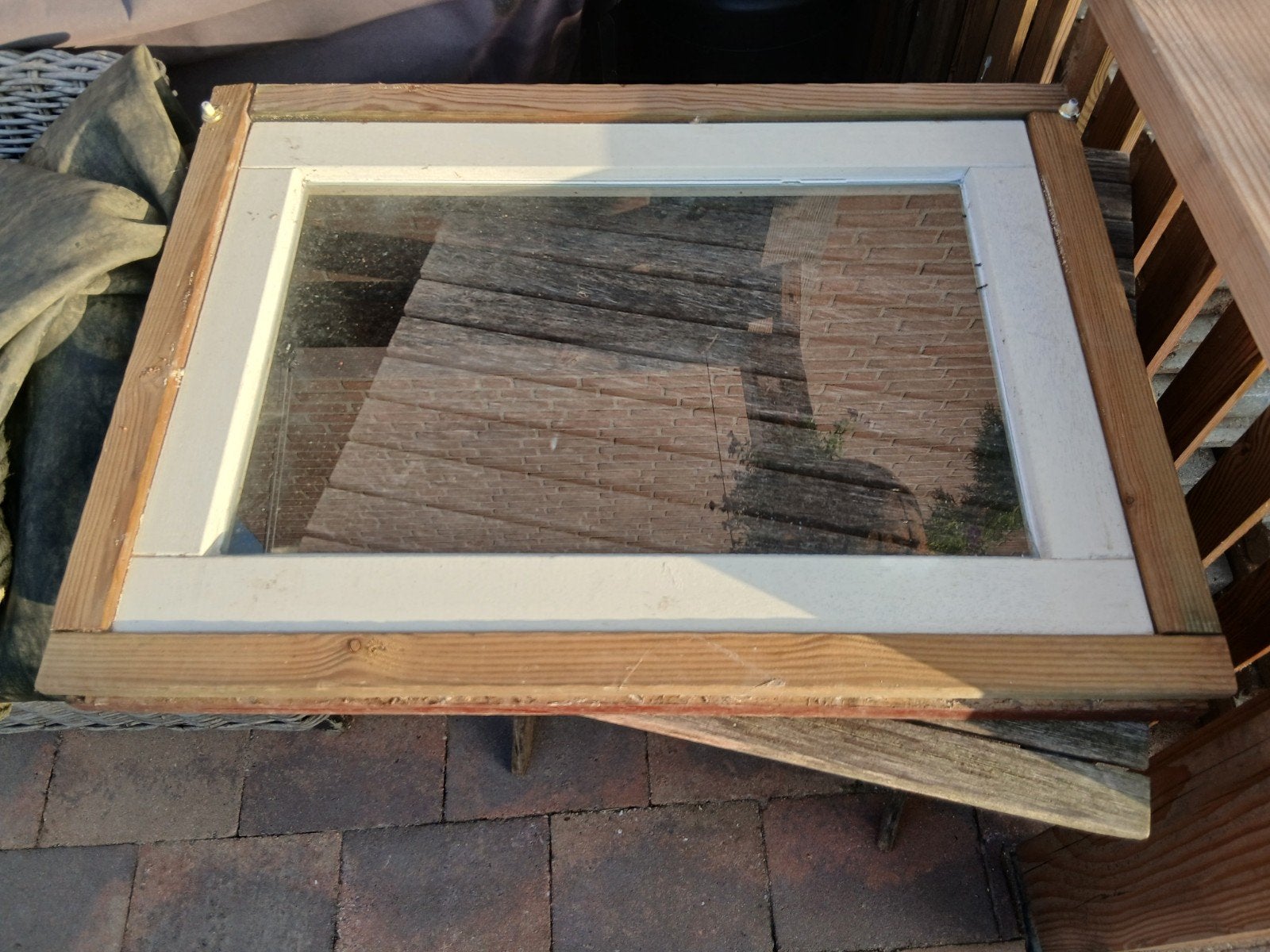 hardhout kozijn met raam 82.50x60cm, Doe-het-zelf en Verbouw, Raamkozijn, 75 tot 150 cm, Hout, Ophalen