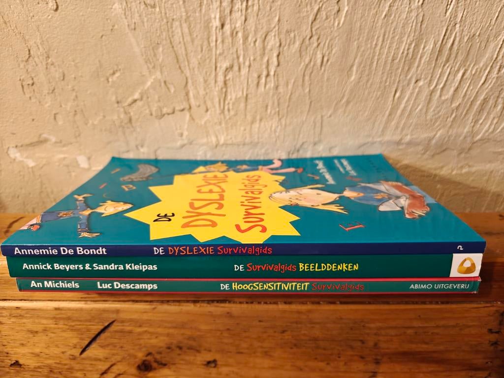 3 Survival gids boeken., Ophalen of Verzenden, Zo goed als nieuw