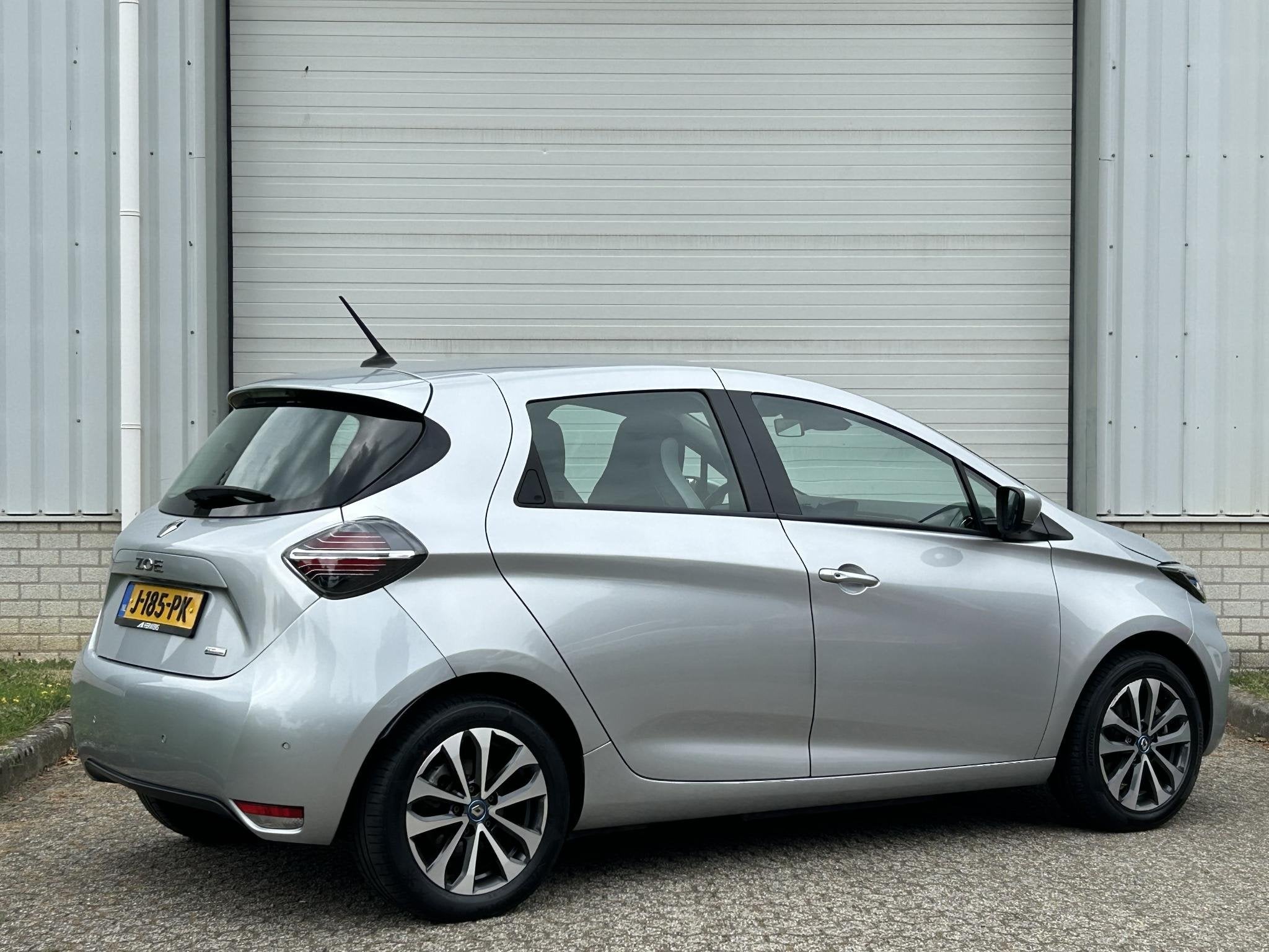 Renault ZOE R135 Zen 52 kWh / KOOPACCU / SOH 90,8% / Groot N, Auto's, Gebruikt, 180 min, Origineel Nederlands, https://media-marktplaats.export.dv.nl/23068071343/document-1.pdf
