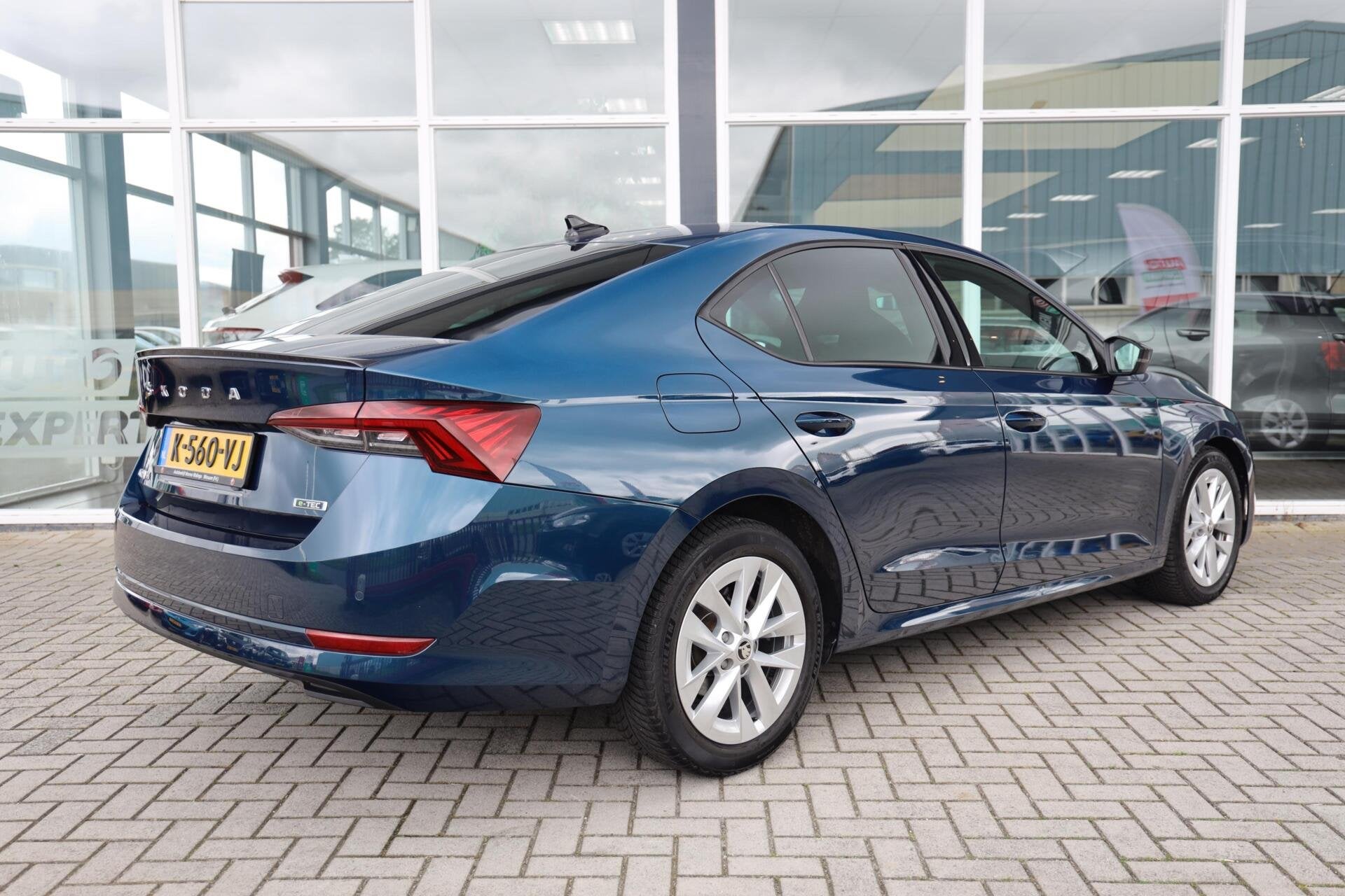 Skoda Octavia 1.0 e-TSI Sport Business|Navi|Apple carplay/An, Gebruikt, Euro 6, Blauw, Origineel Nederlands