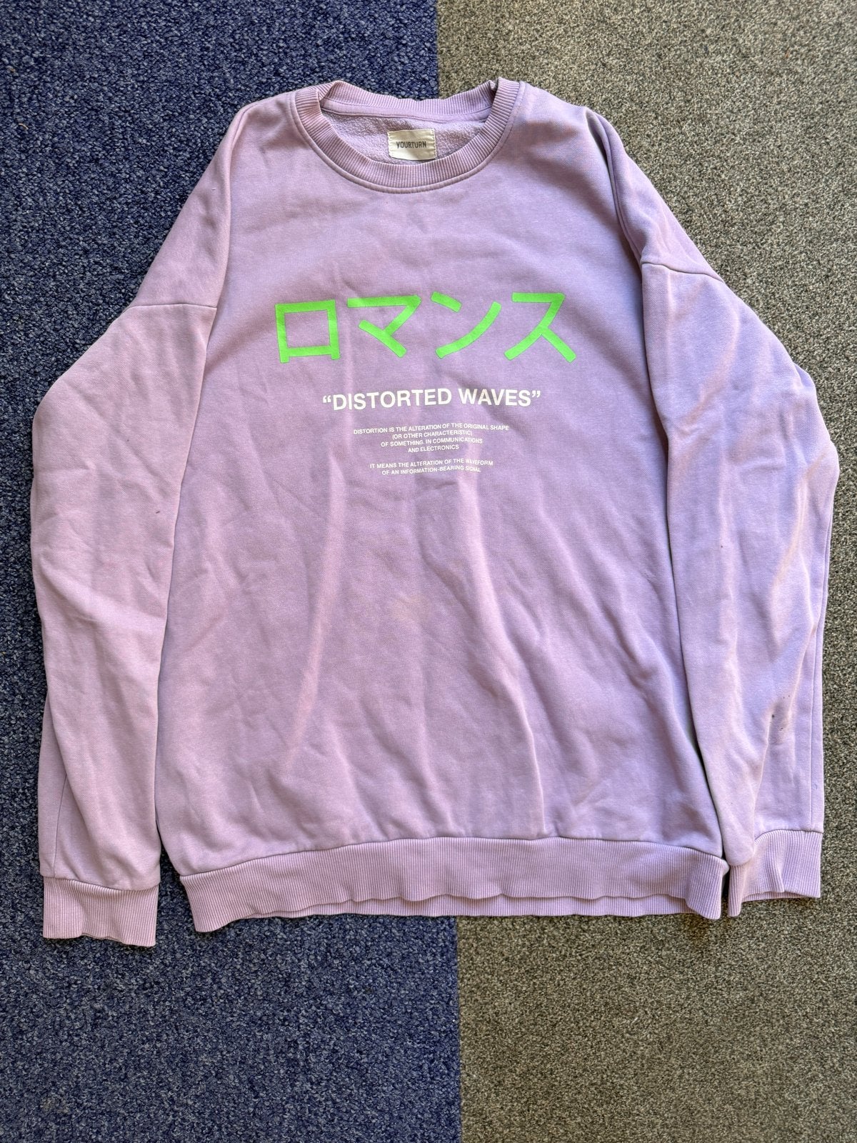 Paarse sweater met 'Distorted Waves' print, Kleding | Dames, Truien en Vesten, Ophalen of Verzenden, Gedragen, Maat 36 (S), Paars