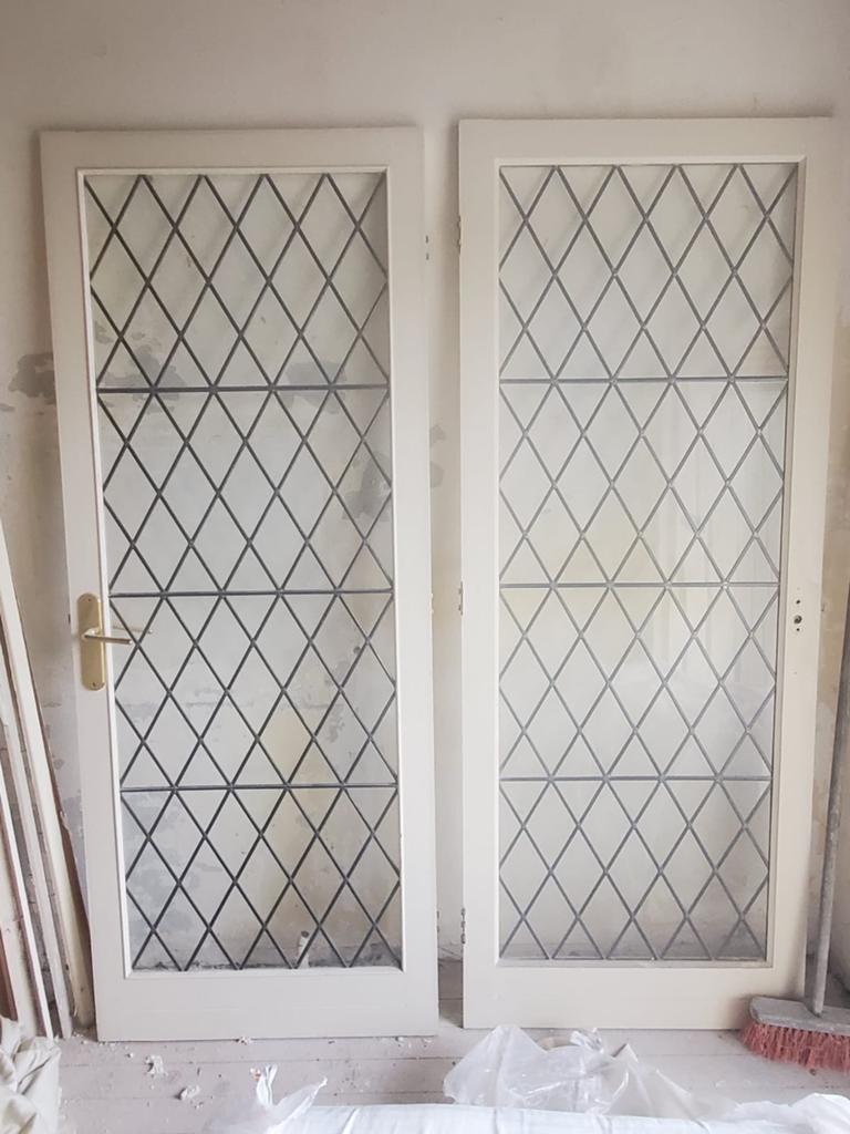 Set van 2 binnendeuren met glas-in-lood effect, Ophalen, 80 tot 100 cm, Binnendeur, Zo goed als nieuw