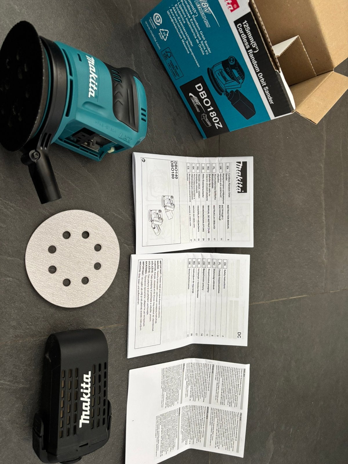 Makita exentrische schuurmachine DBO180Z NIEUW, Doe-het-zelf en Verbouw, Gereedschap | Schuurmachines, Ophalen of Verzenden, Nieuw