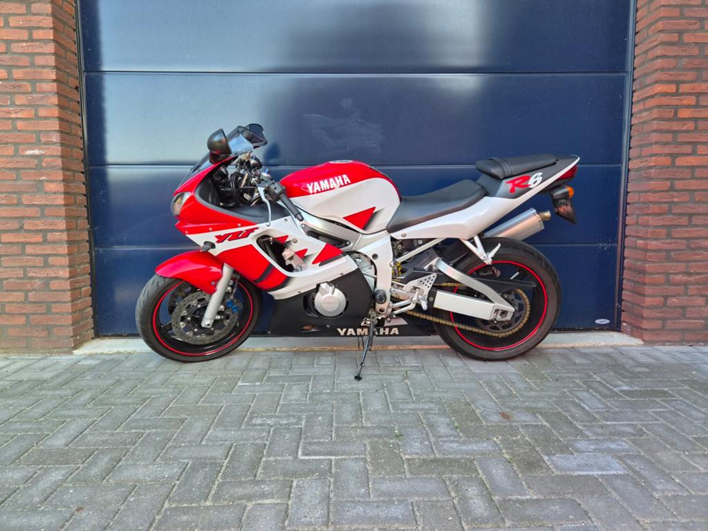 Yamaha R6 - Sportieve Supersport Motorfiets, Motoren, Motoren | Yamaha, Sportuitlaat, 4 cilinders, Motorrijbewijs A, Gebruikt