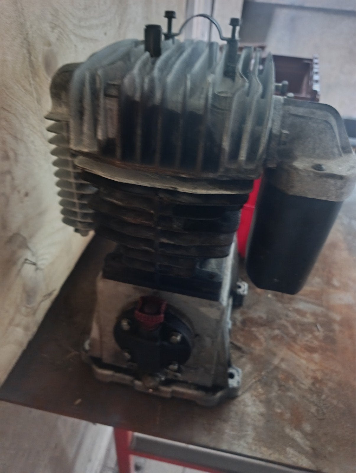 Defecte Fini BK114 Compressor - Voor onderdelen/reparatie, Doe-het-zelf en Verbouw, Ophalen, Gebruikt, Minder dan 200 liter/min