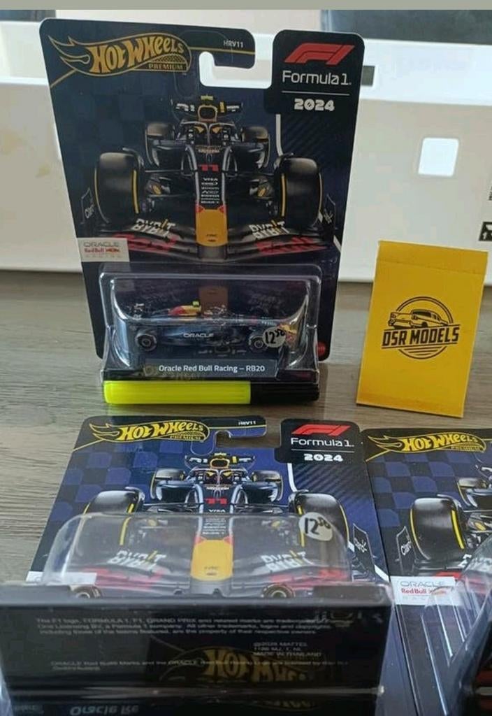1:64 Formule 1 2024 van HotWheels, S, Auto, R, Nieuw