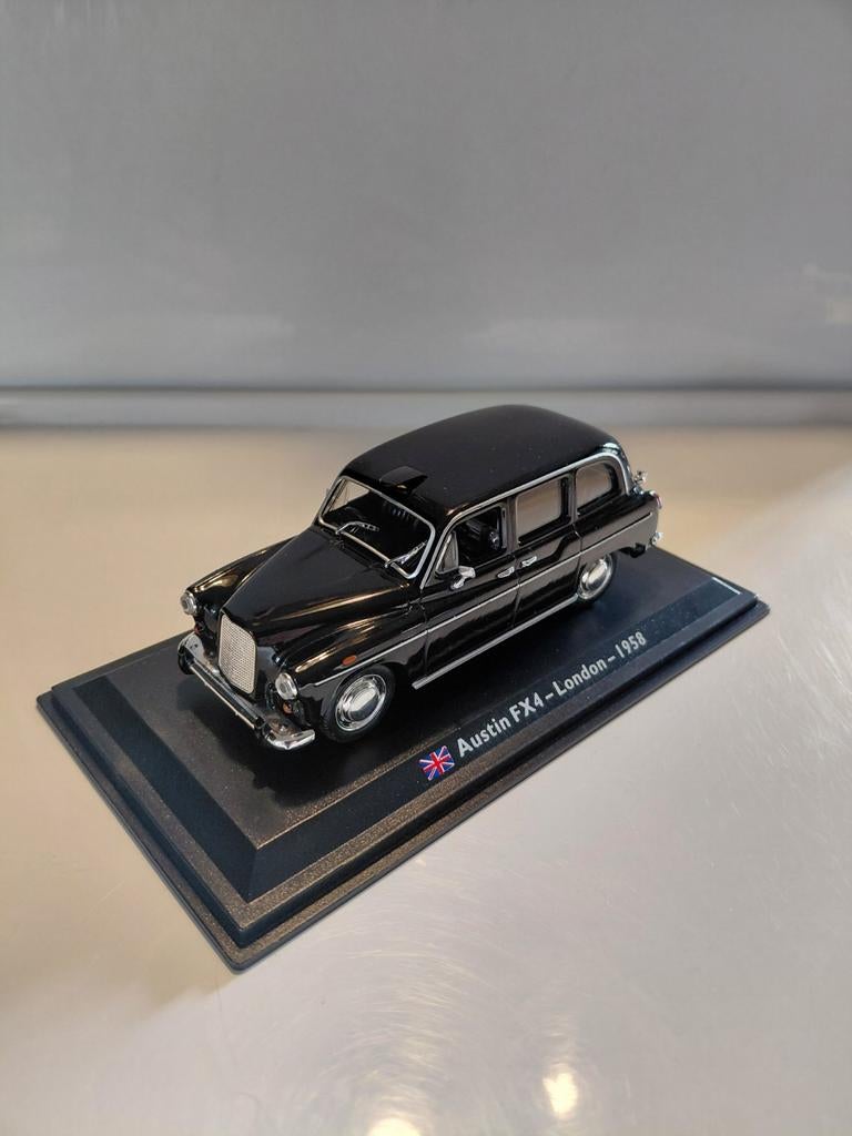 Austin FX4, Ophalen of Verzenden, Zo goed als nieuw, Auto, Overige merken