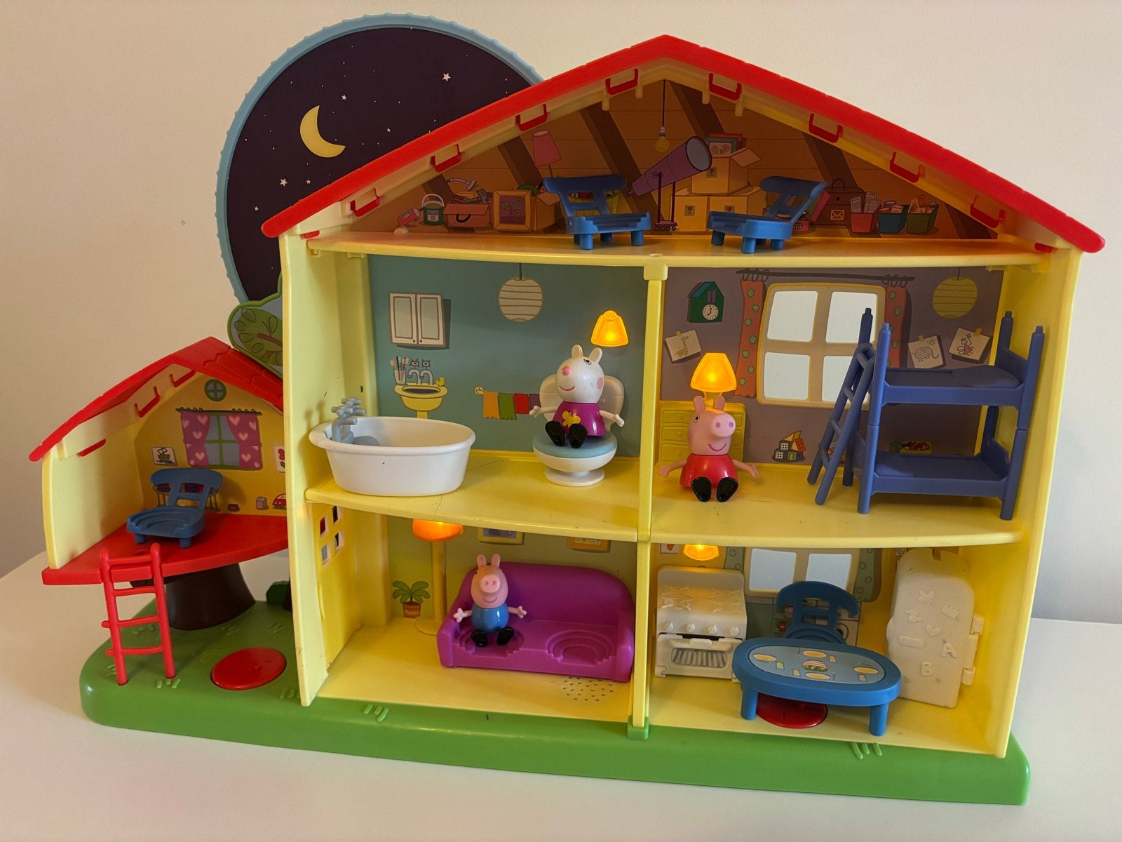 Peppa Pig Huis met geluiden en accessoires, Kinderen en Baby's, Ophalen, Gebruikt, Poppenhuis