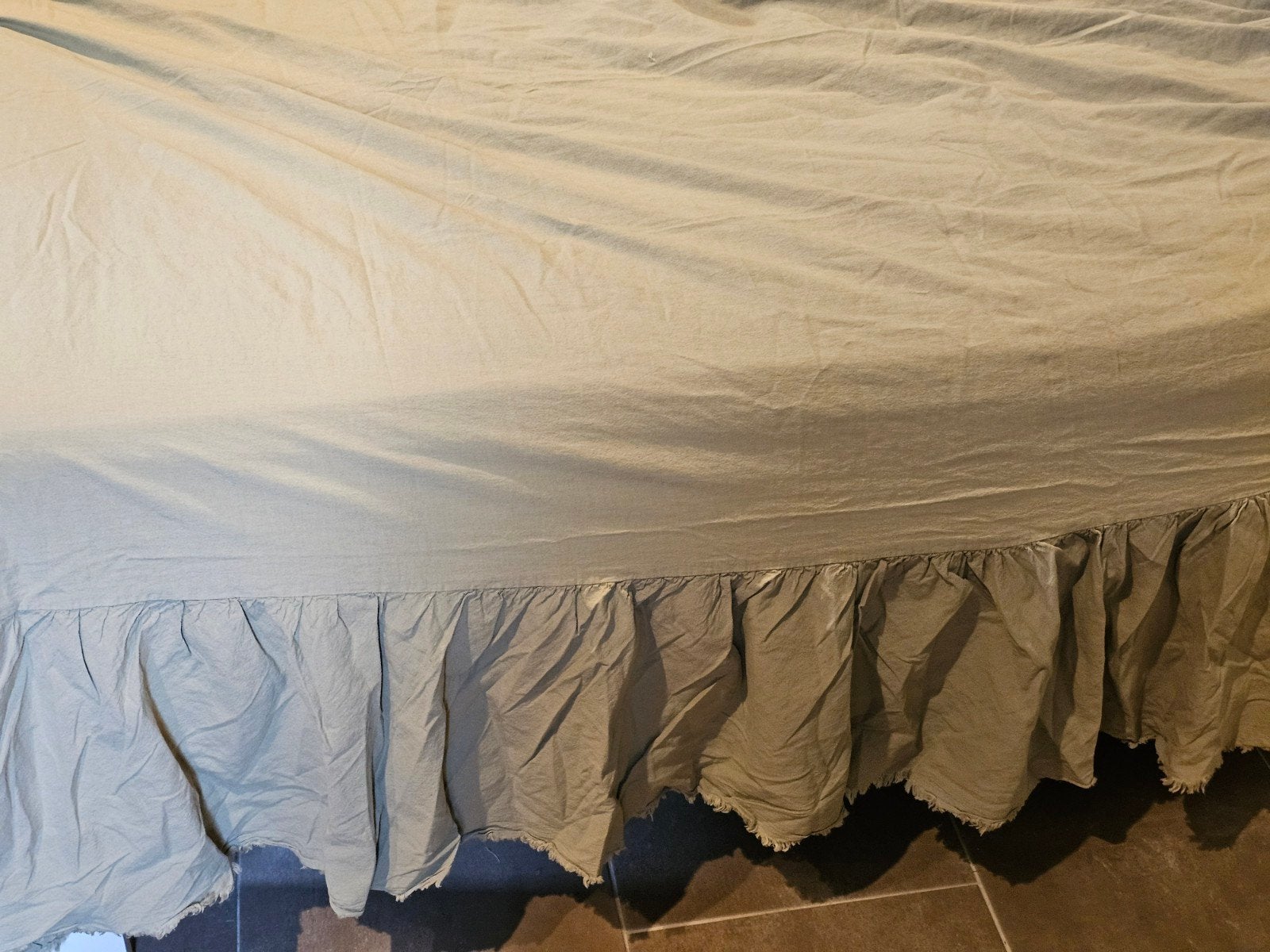 H&M Sprei van linnenmix - Licht kakigroen 180x250, Ophalen of Verzenden, Nieuw, Jongetje of Meisje, Dekbedovertrek