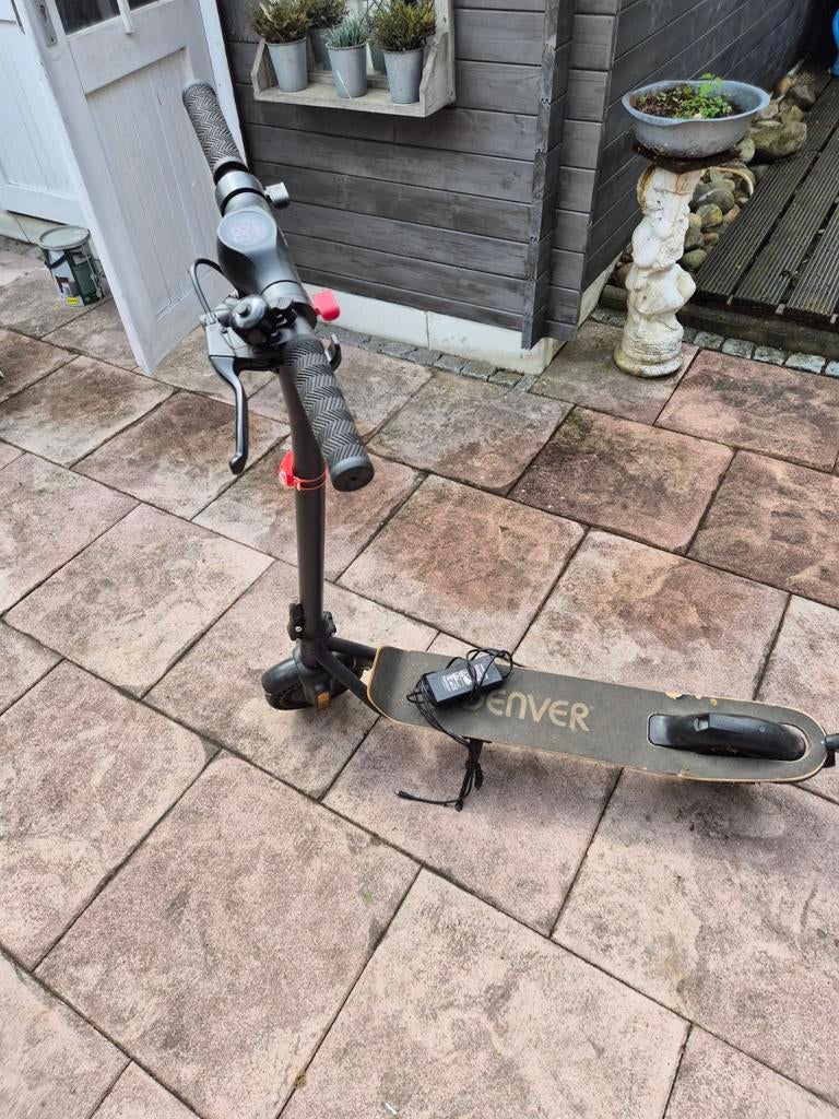 Denver elektrische step met oplader, Fietsen en Brommers, Steps, Ophalen, Gebruikt, Elektrische step (E-scooter), Denver