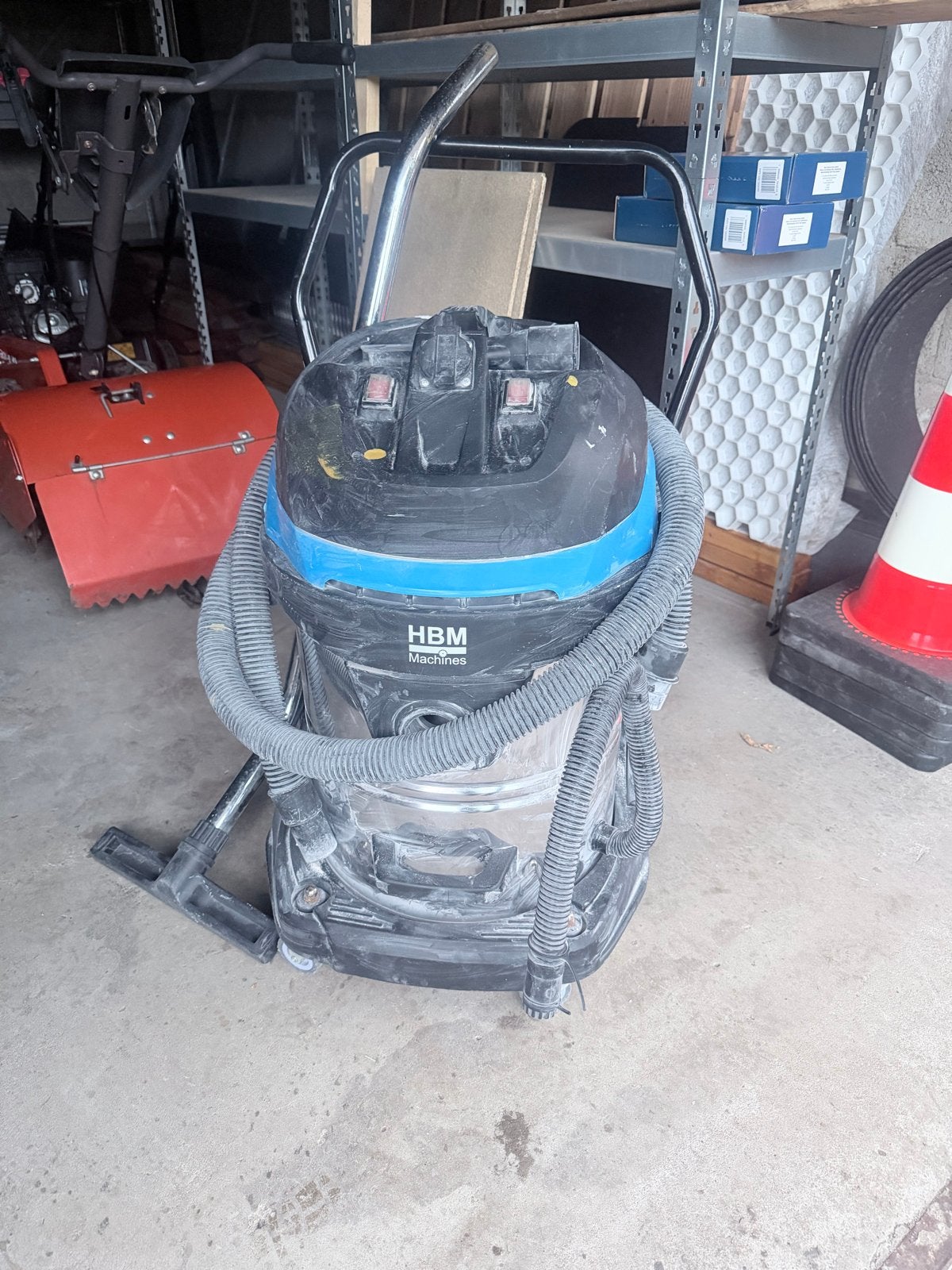 HBM Bouwstofzuiger 70-80 Liter, werkt naar behoren!, Ophalen, Gebruikt, Waterstofzuiger