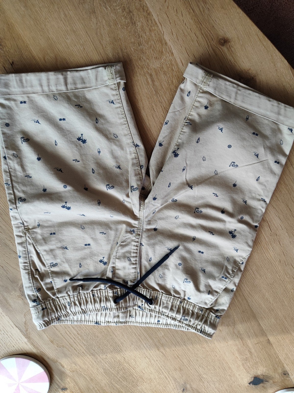 2 korte broeken voor jongens, maat 134/140, Ophalen of Verzenden, Gebruikt, Onbekend, Jongen
