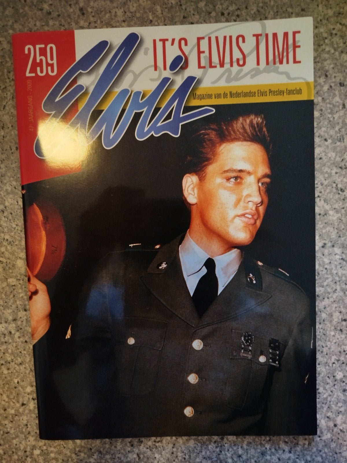 Elvis Presley Tijdschrift - It's Elvis Time, Ophalen of Verzenden, Gelezen, Muziek, Film of Tv