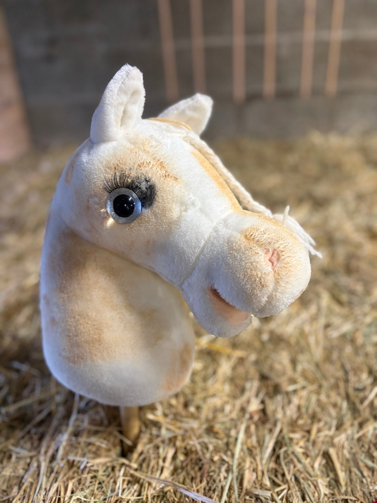Hobbyhorse / Stokpaardje - Wit met bruine vlekken, Ophalen of Verzenden, Gebruikt, Jongen of Meisje