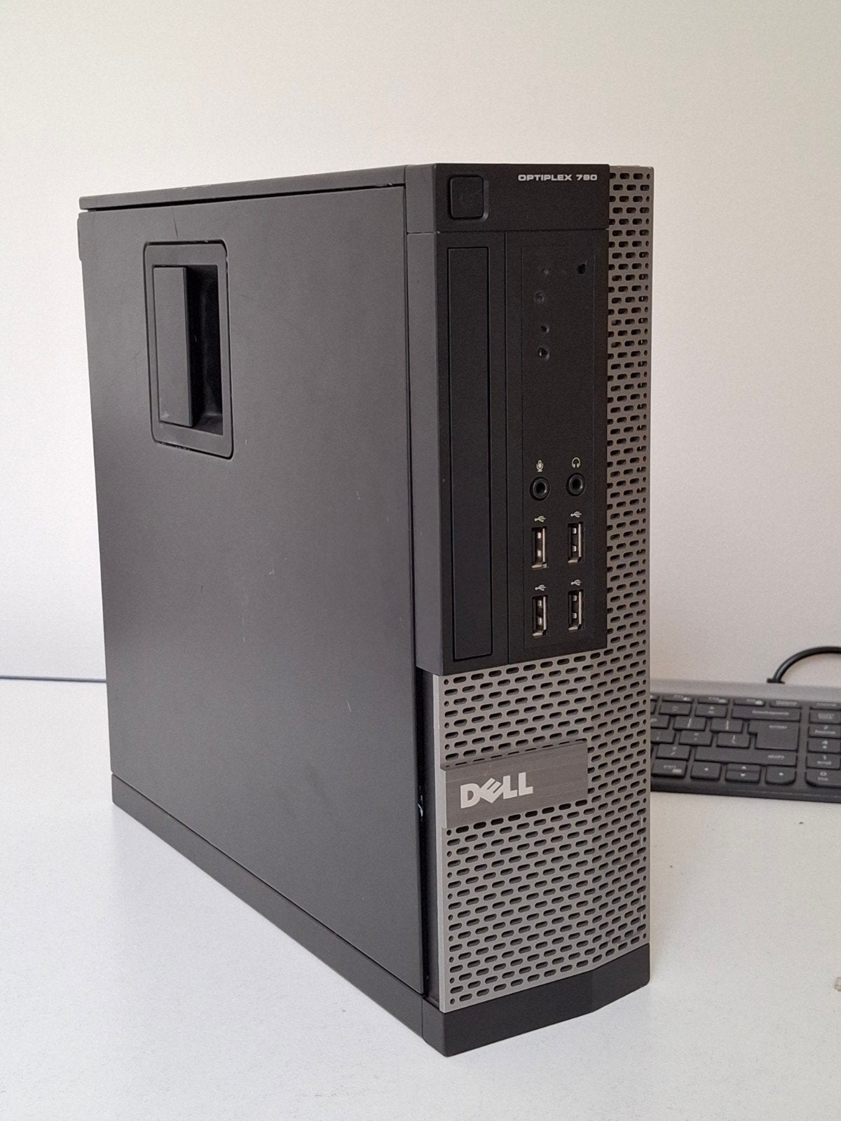 Dell Optiplex 790, Computers en Software, Desktop Pc's, Ophalen, Dell optiplex, Met videokaart, Intel Core i3
