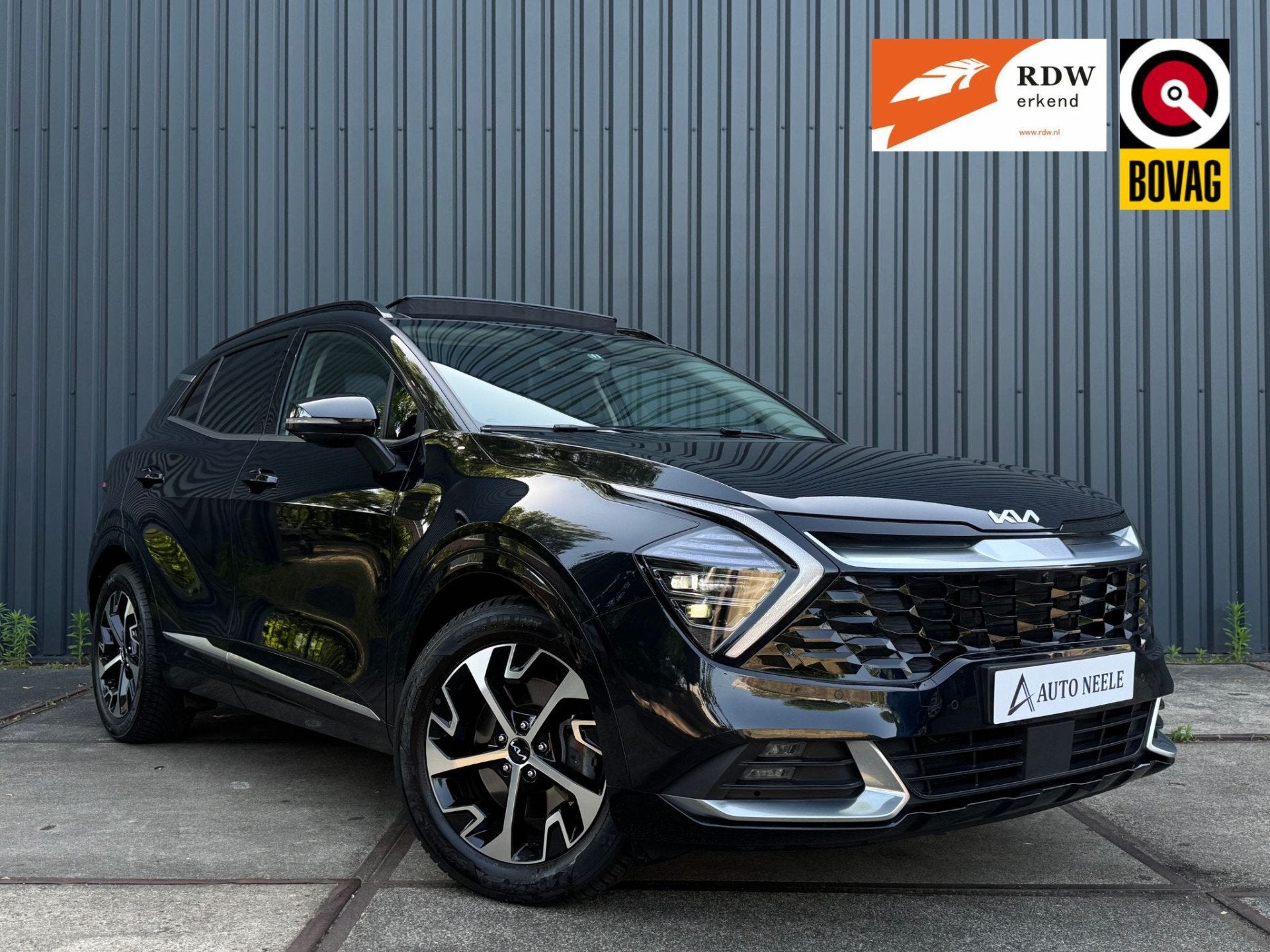 Kia Sportage 1.6 T-GDi 230 pk Hybrid Spirit PlusLine Panoram, Auto's, Kia, Adaptive Cruise Control, Gebruikt, Zwart, 4 cilinders