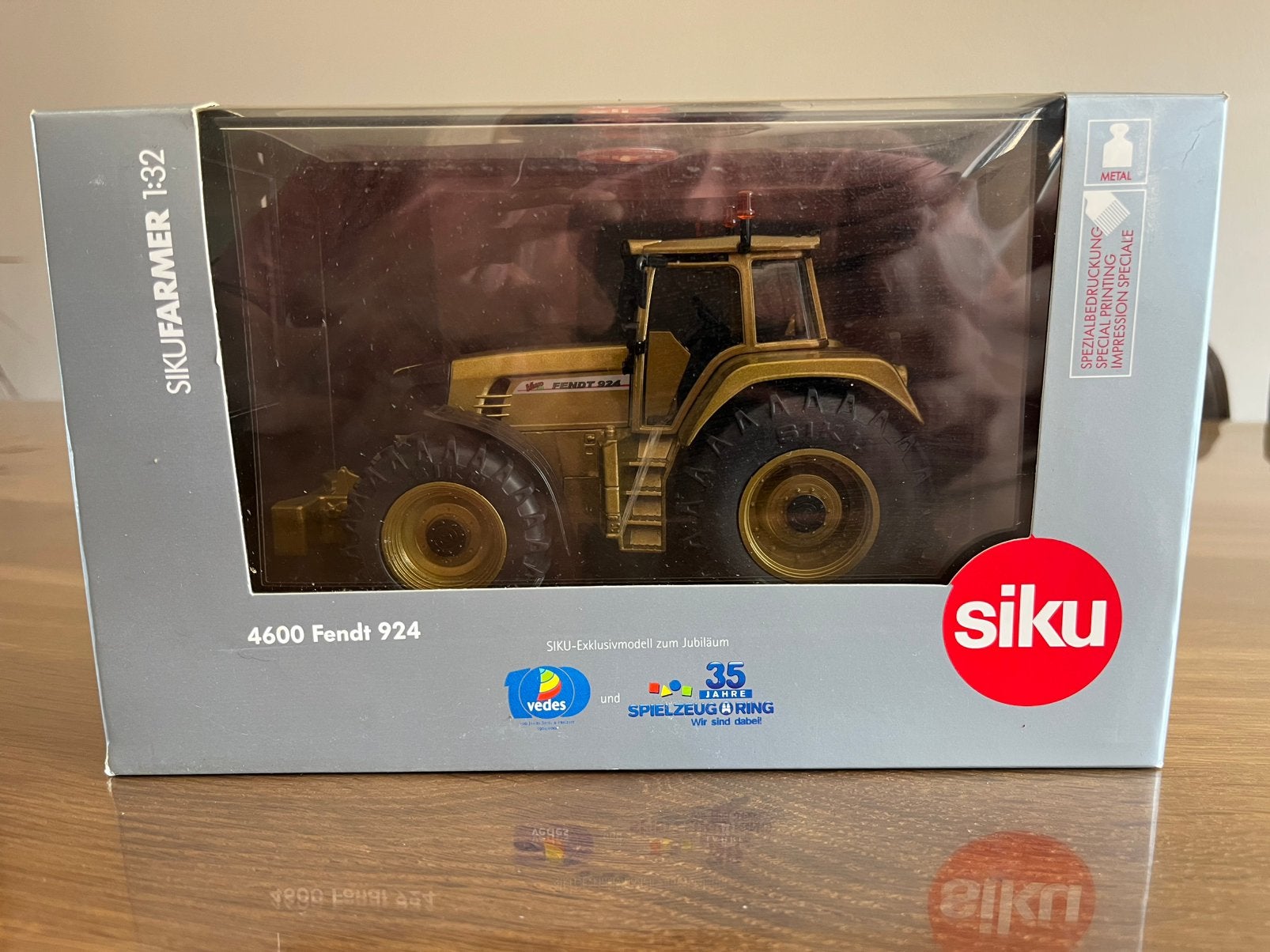 Fendt 924 Vario tractor Goud kleurig Siku Farmer Plusv 4600, Hobby en Vrije tijd, Modelauto's | 1:32, Ophalen of Verzenden, Nieuw