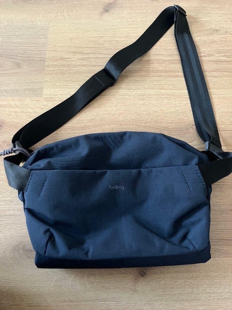 Bellroy Venture Sling 9L, Ophalen of Verzenden, Zo goed als nieuw, Blauw, Overige merken