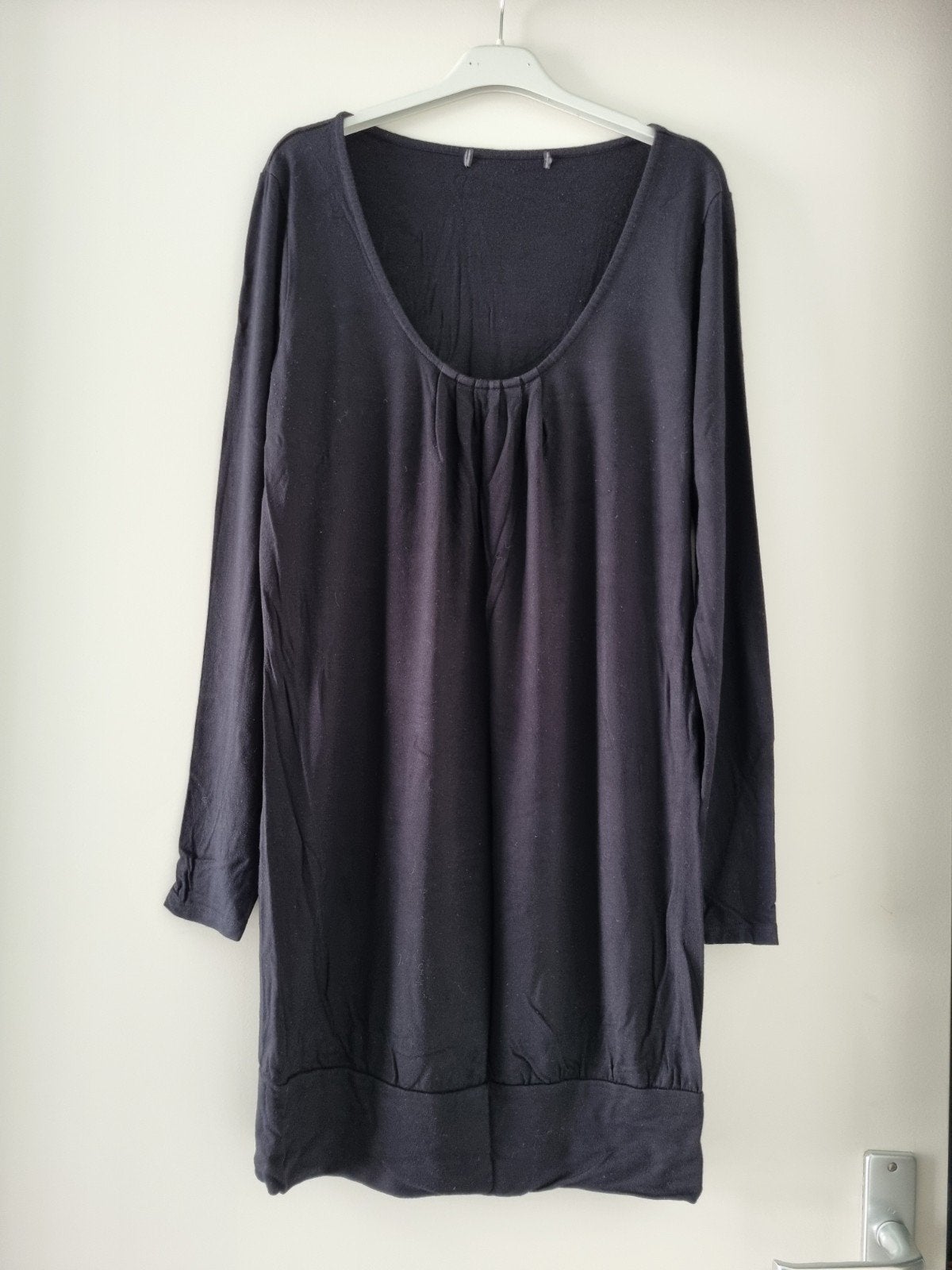 Tuniek / lang T-shirt voor dames --- maat S / M --, Kleding | Dames, Ophalen of Verzenden, Zo goed als nieuw, Maat 38/40 (M), Zwart