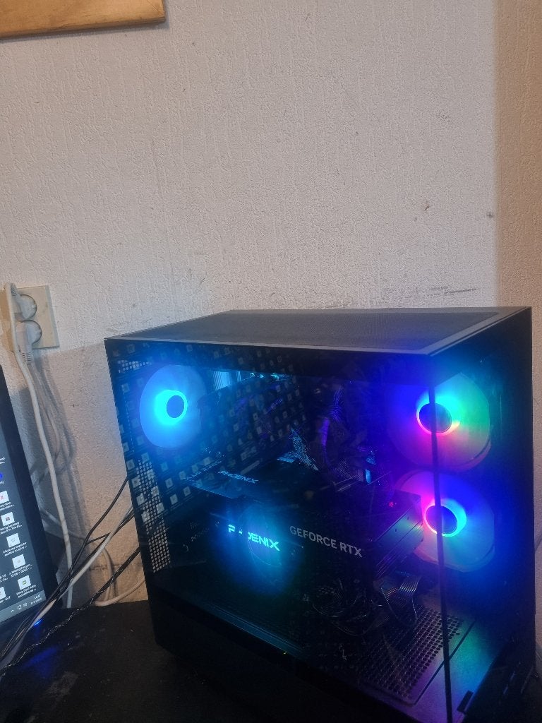 RTX 5080 GDDR7 i9 14900K 24X6,0GHZ,WIN11,32GB DDR5,z.snel&g., Computers en Software, Desktop Pc's, 3TB, 32 GB, Intel Core i9, Virtual Reality